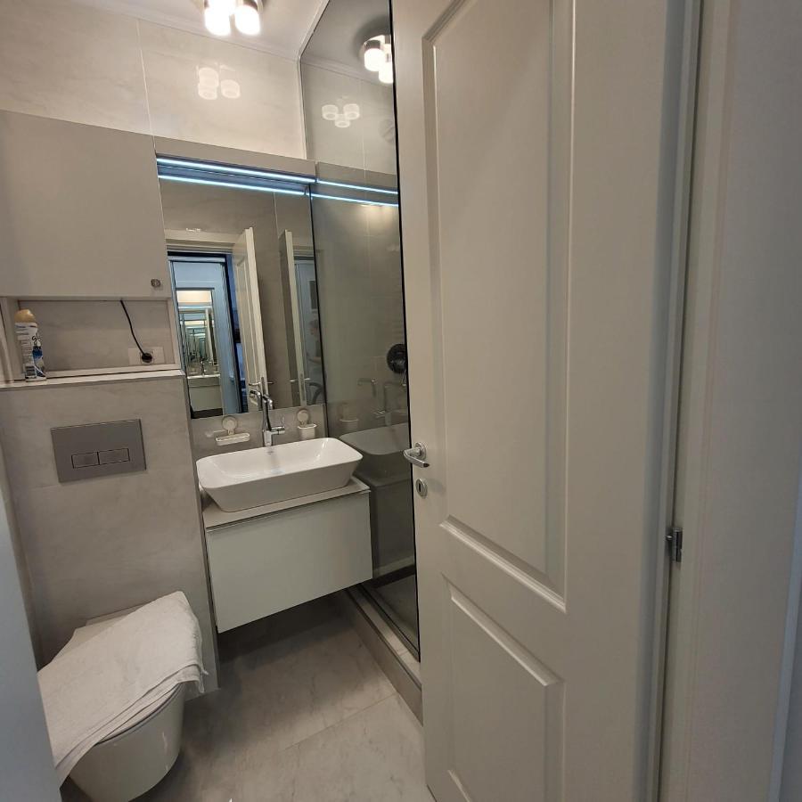 Studio 10 - Catedral Residence Bucharest - Free Parking Kültér fotó