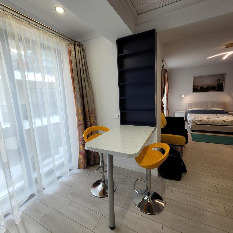 Studio 10 - Catedral Residence Bucharest - Free Parking Kültér fotó